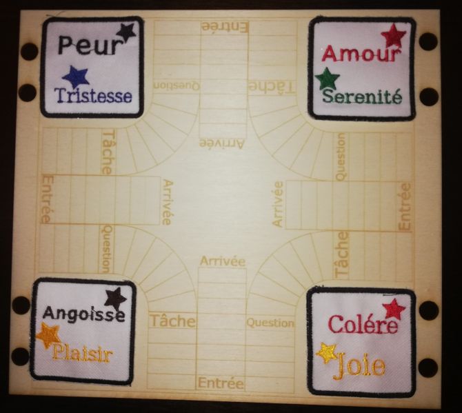 File:Parques broderie.jpg
