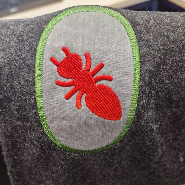 File:Iron-on-embroidery-patch-3.jpg