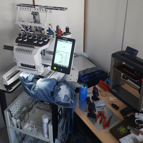 File:Brother-pr1050x-DKS-1.jpg