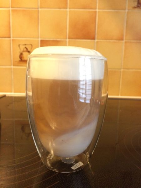 File:Tasse Latte.jpeg