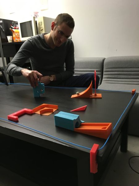 File:Minigolfdetable-parcour.jpg