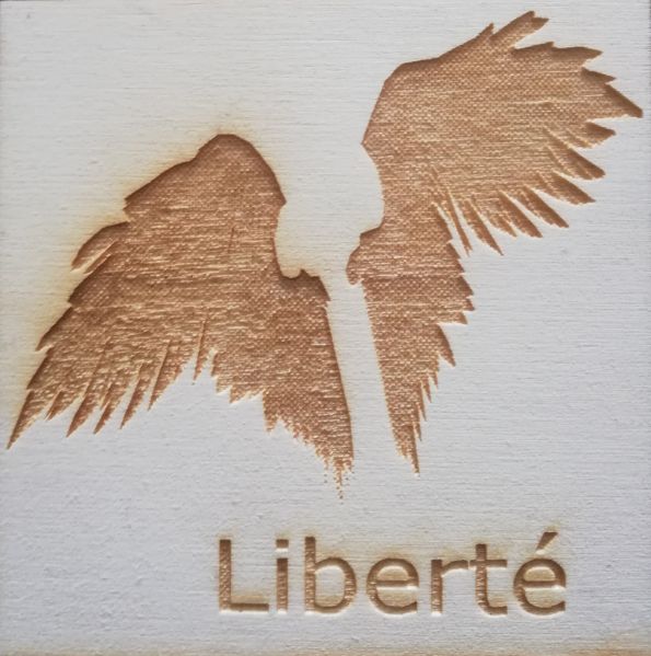 File:Lesailes liberte.jpg