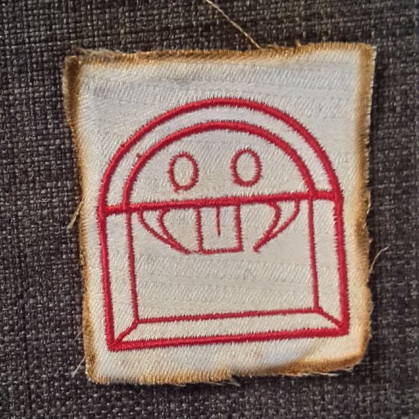 File:TatonEquipement mimic.jpg