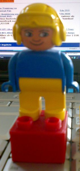 File:Rapman-happy-duplo.jpg