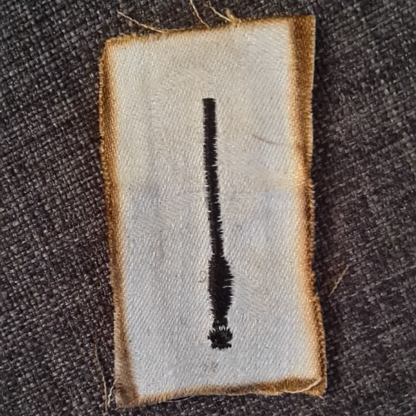 File:TatonEquipement baguette.jpg