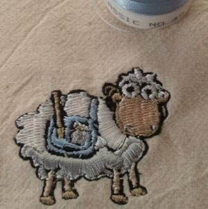 Lams-lamb-embroidery-4a.jpg