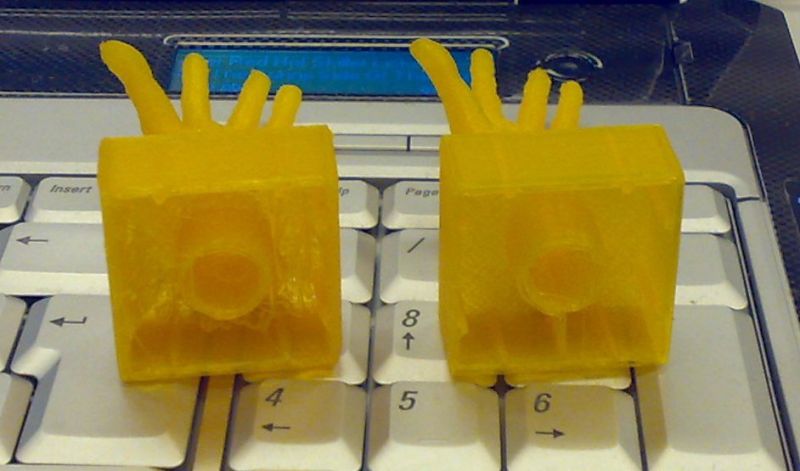 File:Netfabb451-vs-skeinforge2.jpg