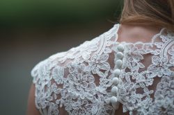 Dentelle Schiffli brodée