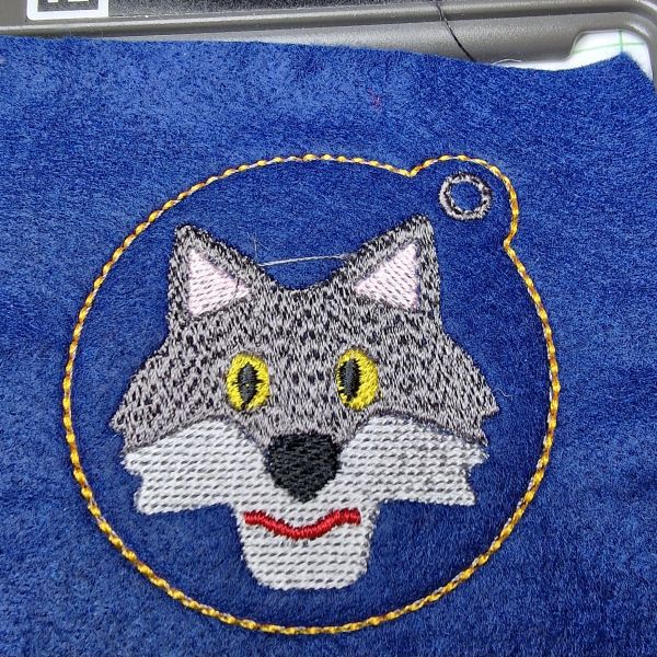 File:Keyfob-wolf-7cm (6).jpg
