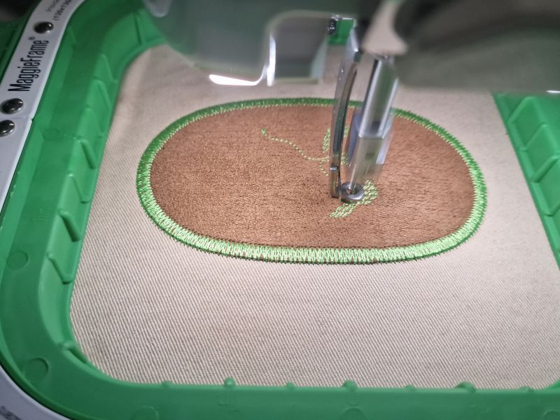 File:Iron-on-embroidery-patch-1.jpg