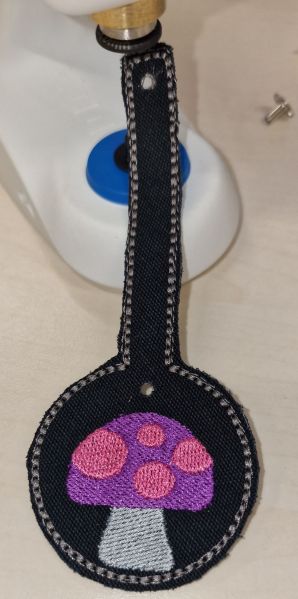 File:Keyfob-C-13.jpg
