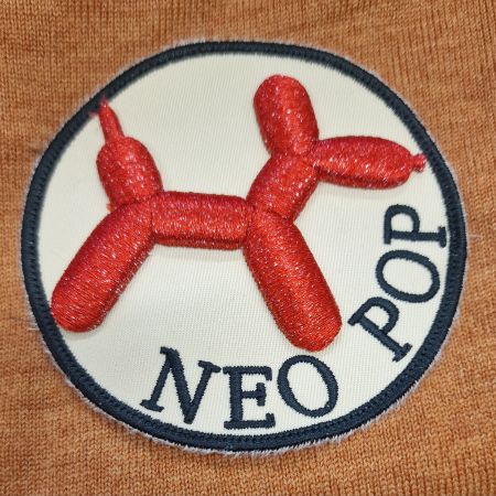 Broderie 3D sur mousse : extrémités fermées par arrondissement du satin