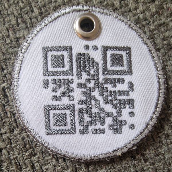 File:Keyfob-B (6).jpg
