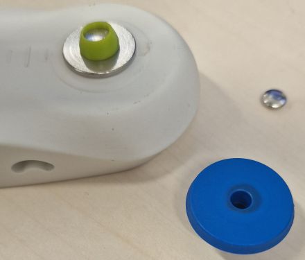Pose du rivet, partie mâle.
