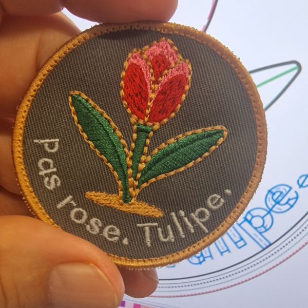 File:Patch-62mm-streamline-tulip-inkstitch.jpg