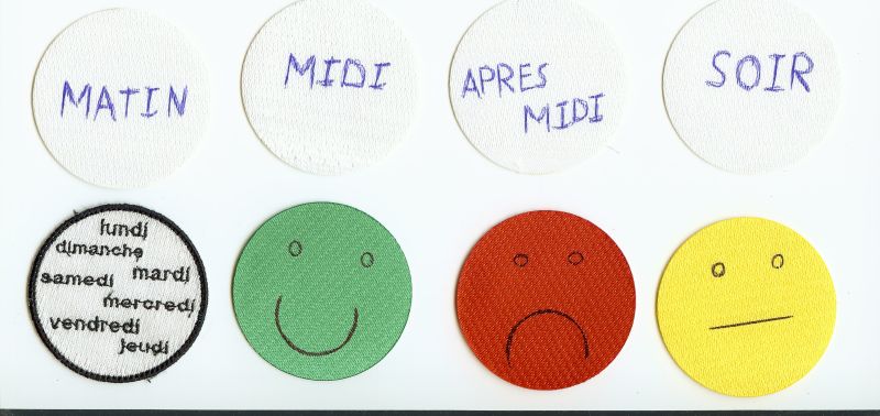 File:Affluence broderie finale.jpg